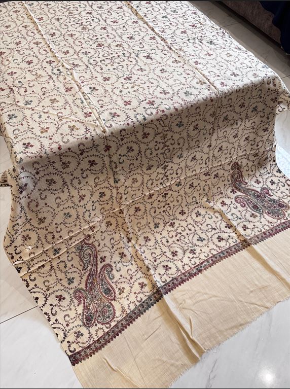 Verdant Elegance – Full Embroidered Pashmina Shawl in Light Beige (2.5 Yards) - Image 2