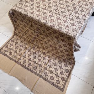 Threaded Grace – Box Embroidered Pashmina Shawl in Beige (2.5 Yards)