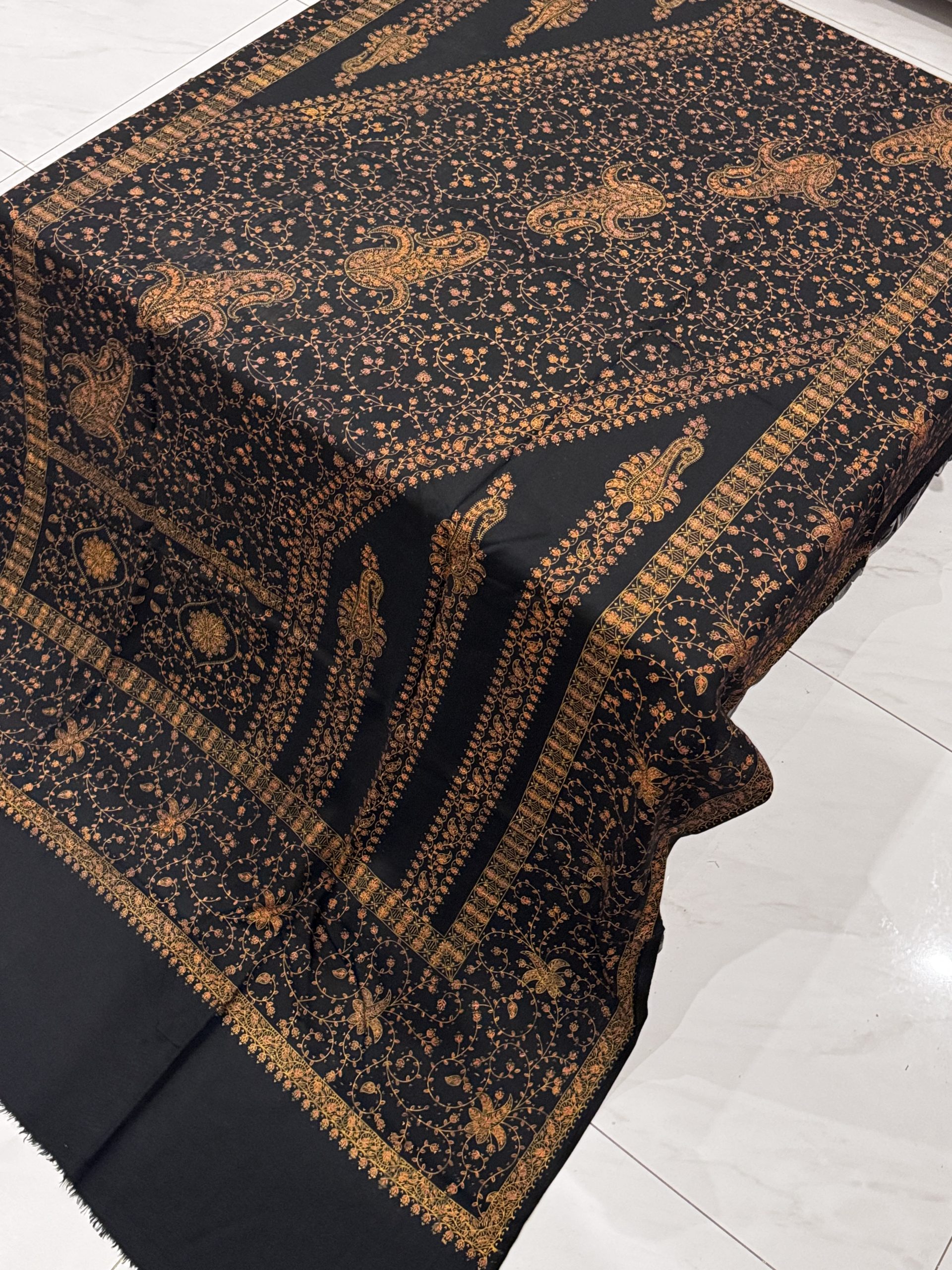 Ameera – Black Pashmina Shawl - Image 2