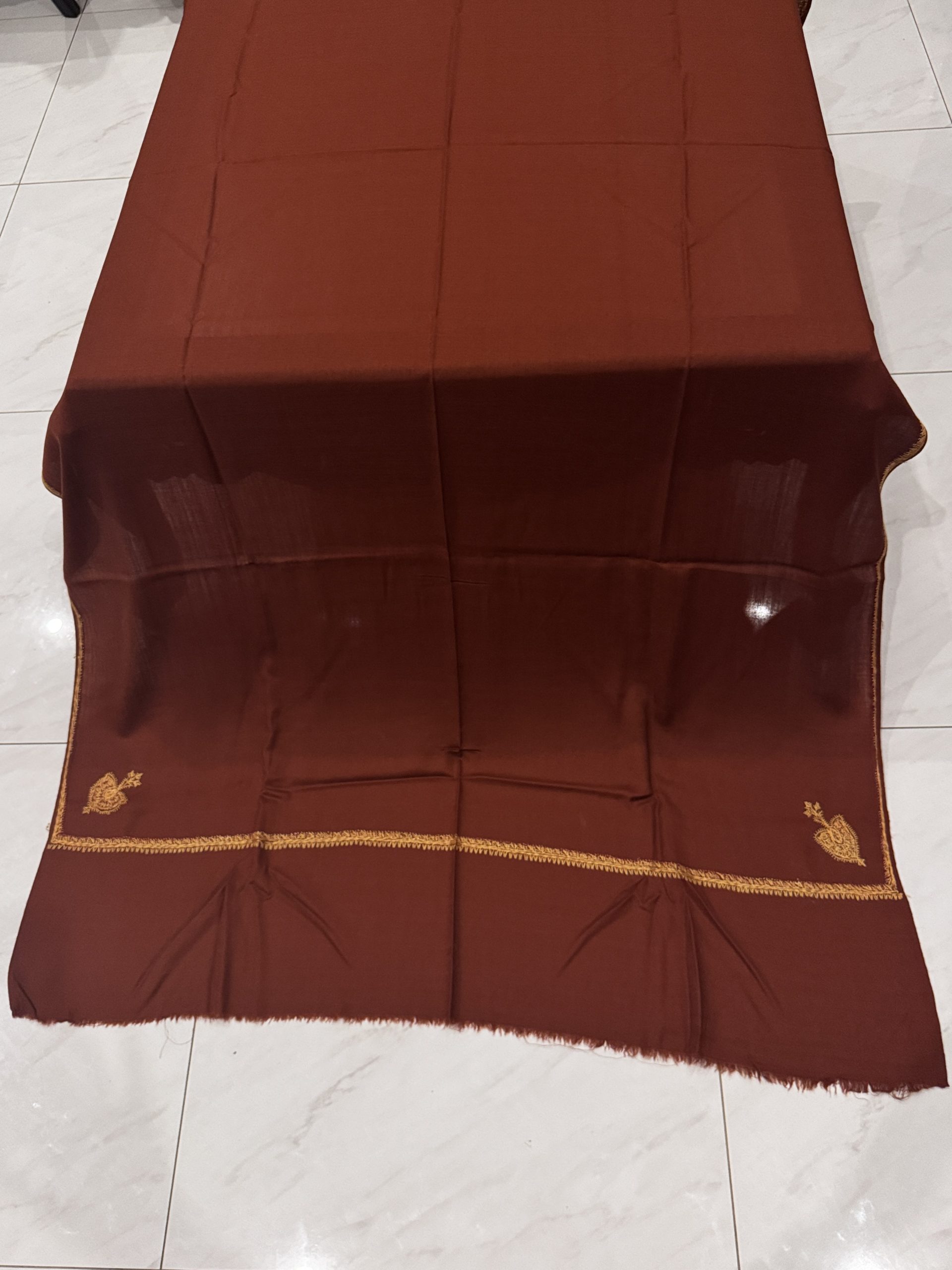 Zarqa – Rust Pashmina Shawl with Traditional Kingri-Style Border (2.5 Yards) - Image 2