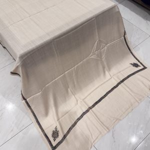 Zoya – Ivory Pashmina Shawl with Traditional Kingri-Style Border (2.5 Yards)