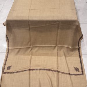 Meher – Light Beige Pashmina Shawl with Traditional Kingri-Style Border (2.5 Yards)