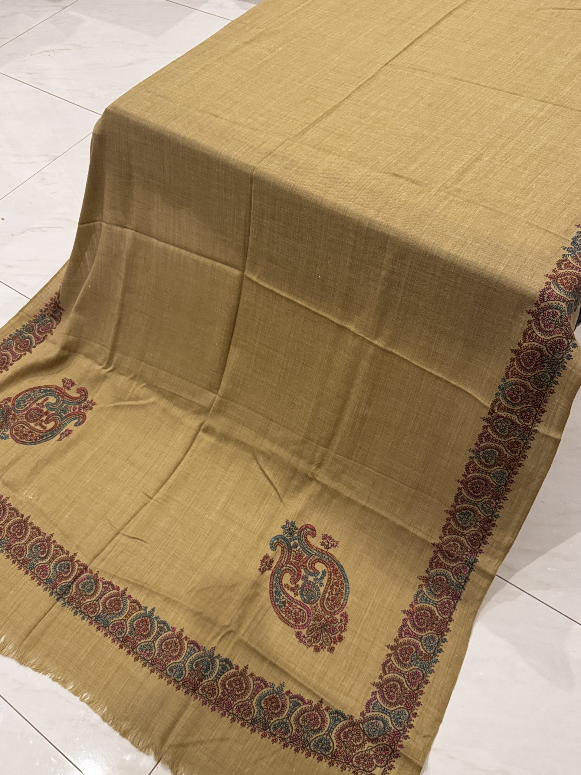 Nayla – Beige Pashmina Shawl with Classic Border Embroidery (2.5 Yards) - Image 2