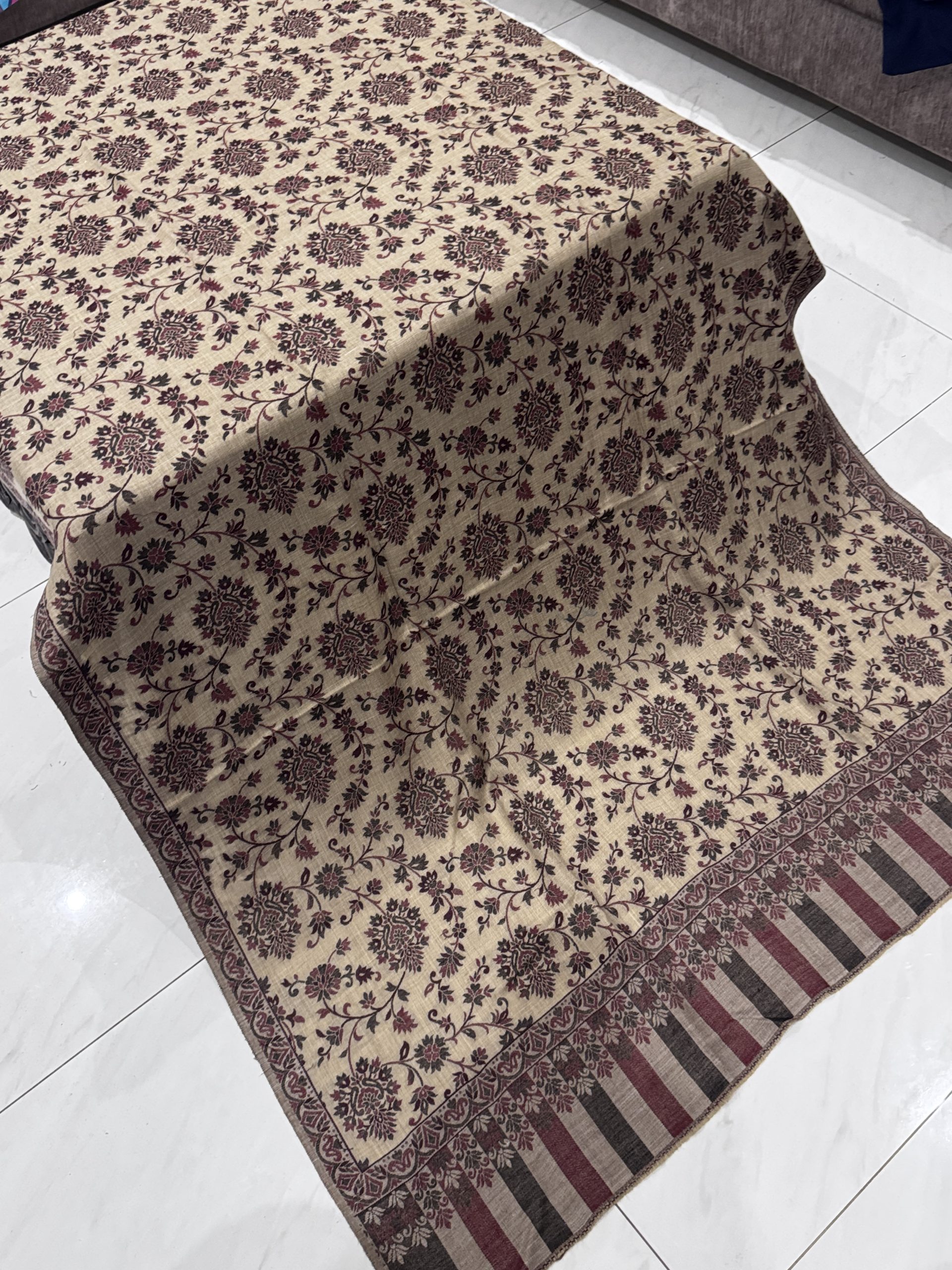 Zeenat – Beige Kani Pashmina Shawl with Leaf Motif Weave (2.5 Yards)