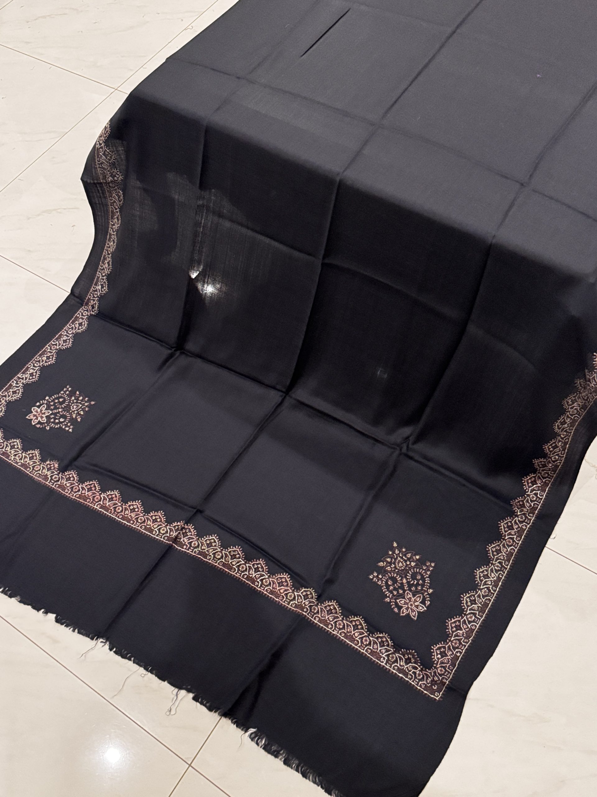 Ruhani – Blue Pashmina Shawl with Unique Border Embroidery (2.5 Yards) - Image 2