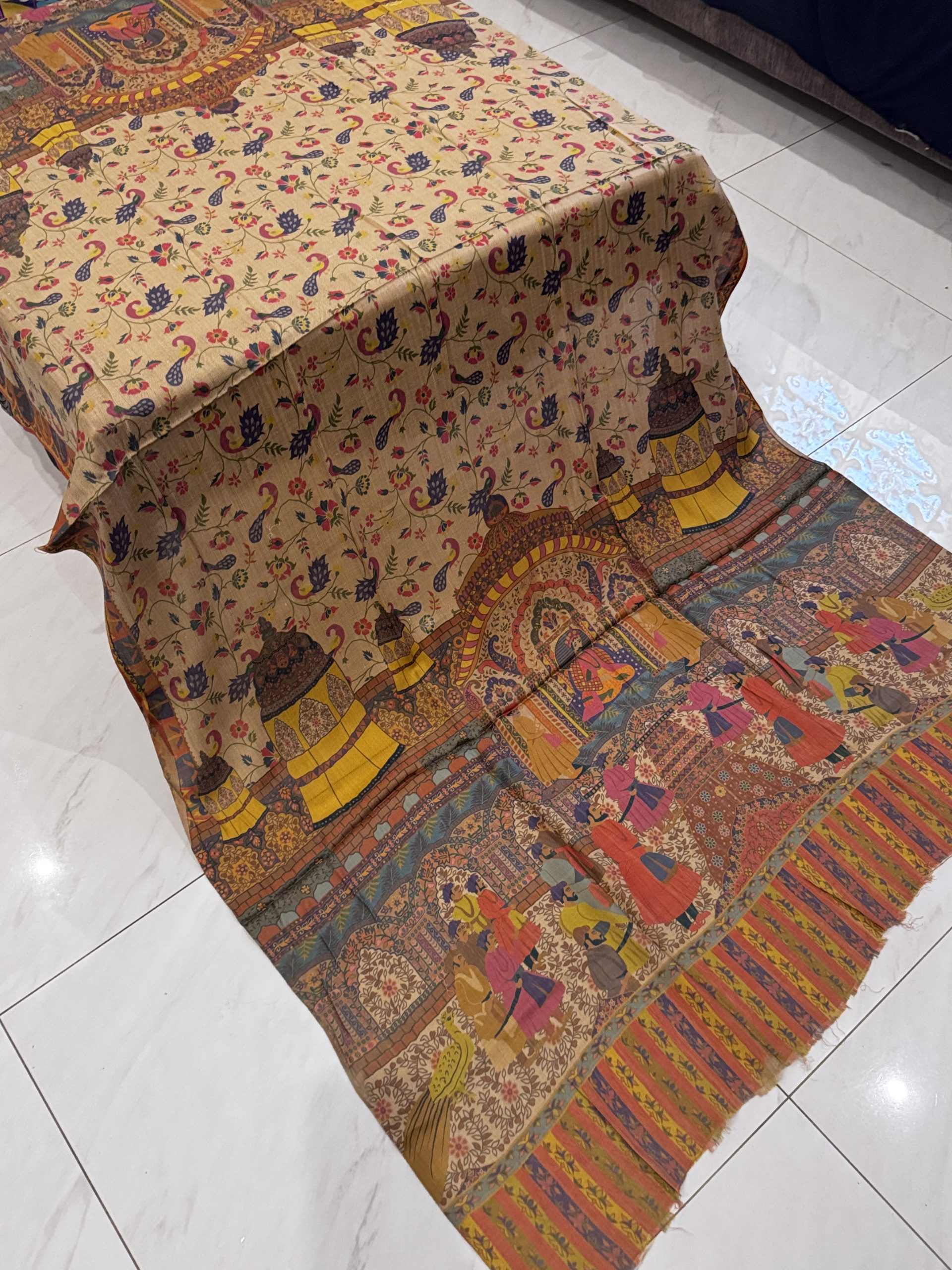 Mehfil – Dark Beige Printed Pashmina Shawl with Mughal Courtyard & Peacock Motifs (2.5 Yards) - Image 3