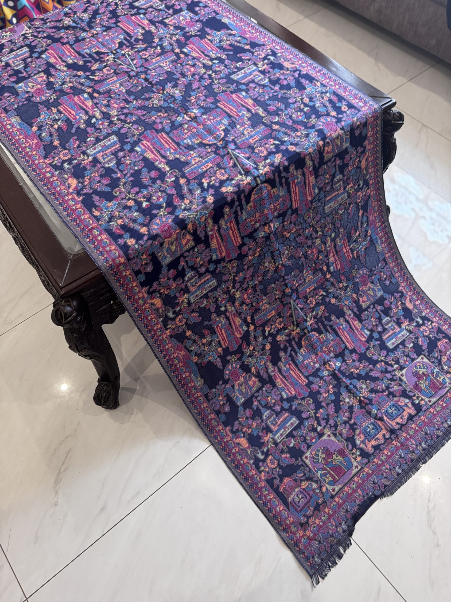 Noorjahaan – Purple Kani Cashmere Stole with Exquisite Mughal Art Design (28x70 inches) - Image 2