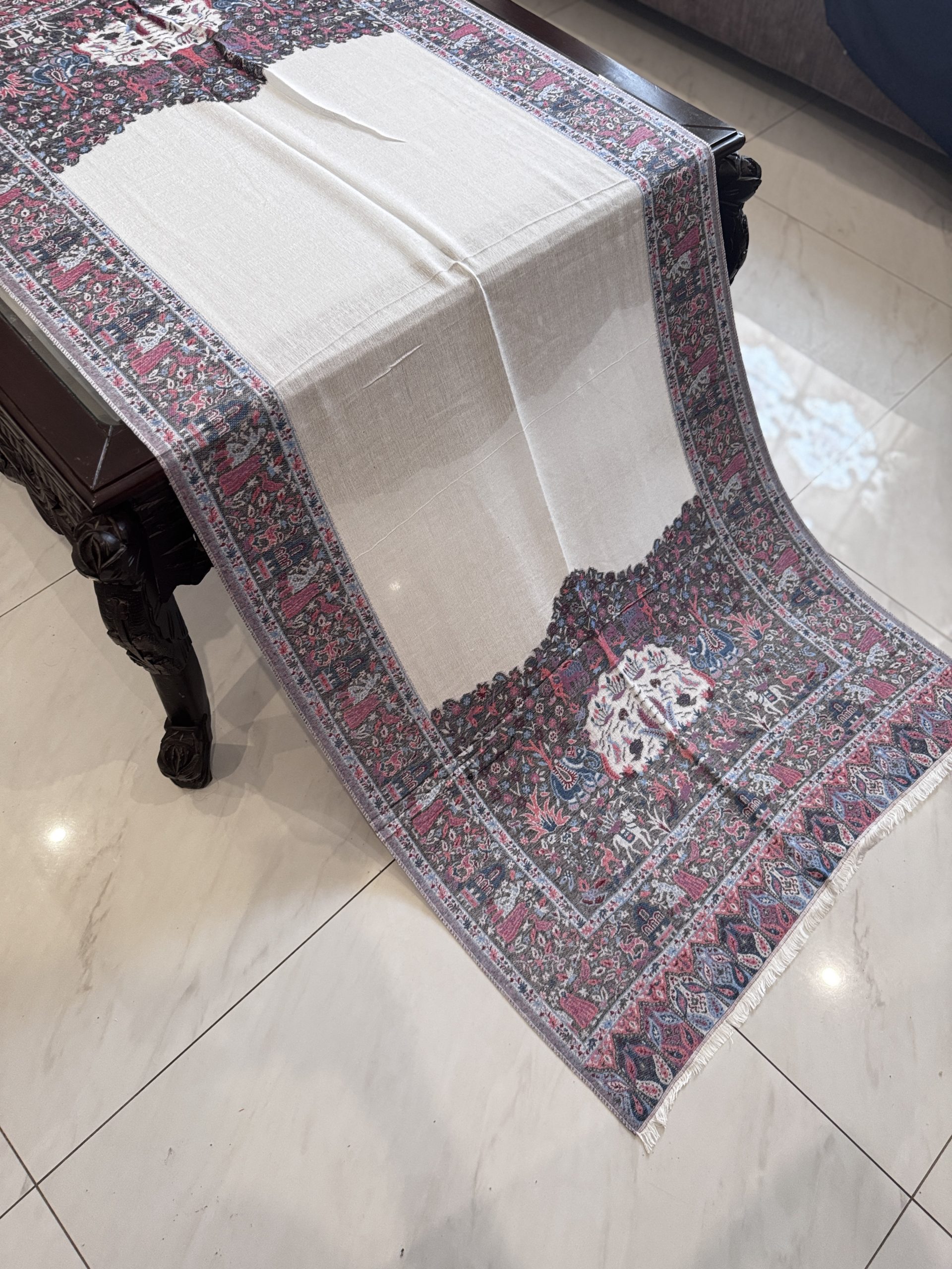 Hasti – White Kani Cashmere Stole with Elephant Border Design (28x70 inches) - Image 3