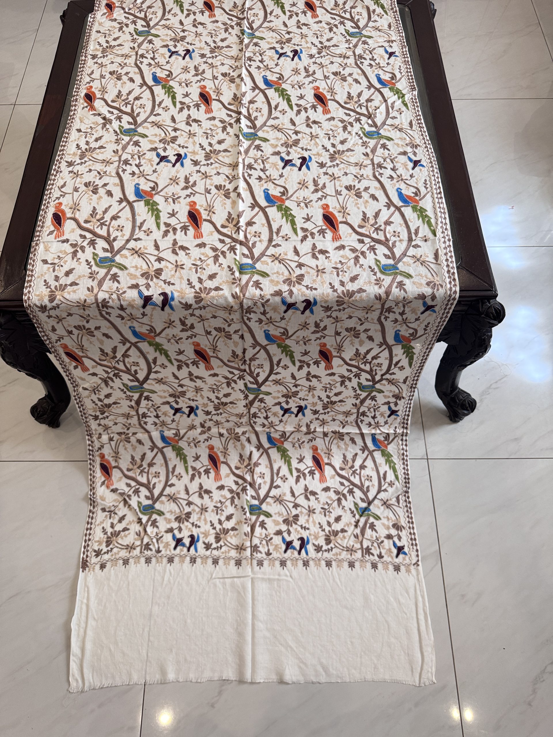 White Pashmina Stole with Resham Embroidery – Birds Pattern (28x80 inches) - Image 2