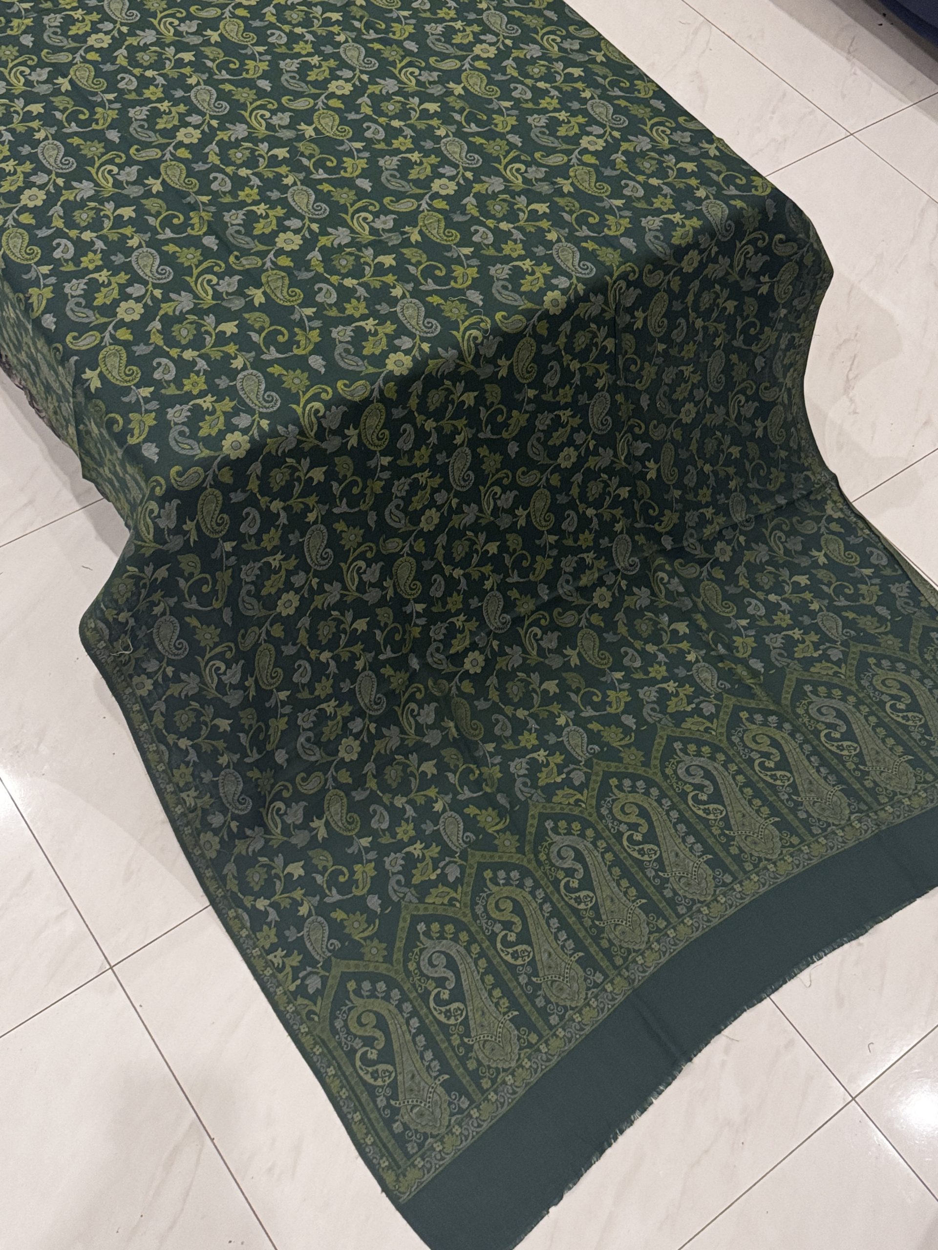 Bottle Green Kani Shawl with Classic Design - Image 2