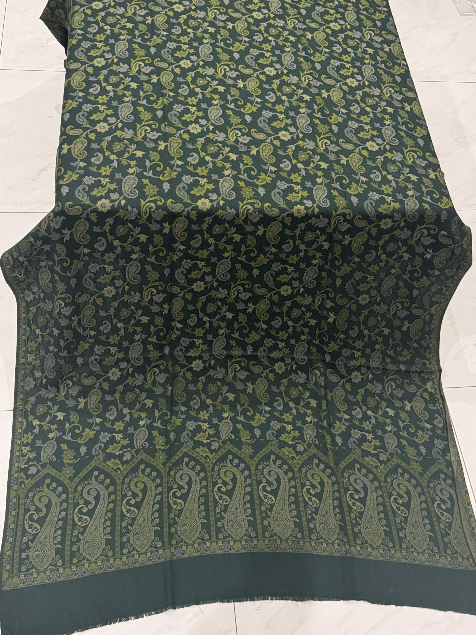 Bottle Green Kani Shawl with Classic Design - Image 3