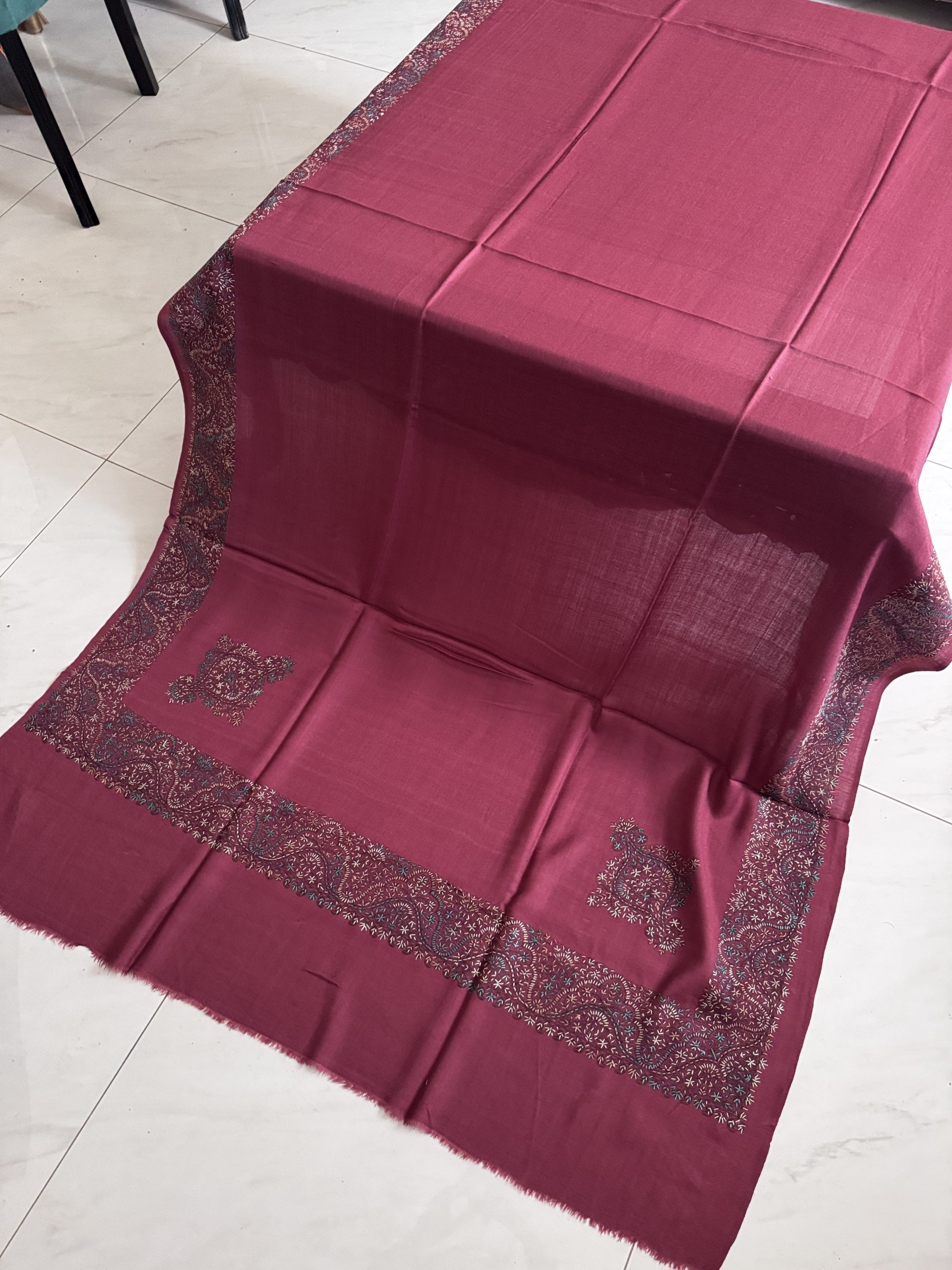Big Border Pashmina Shawl in Mauve Colour - Image 2