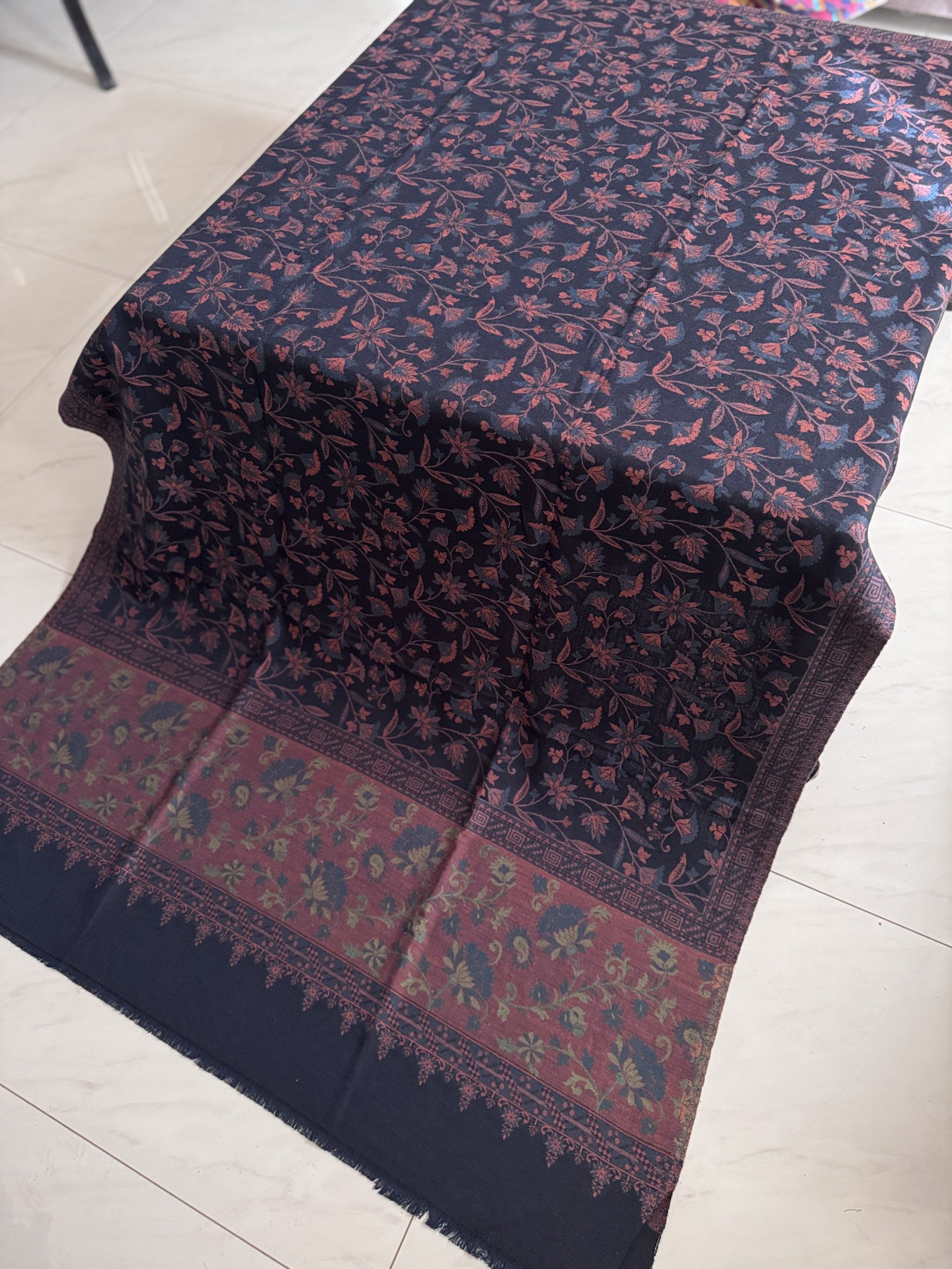 Kani Pashmina Navy Blue Shawl with Contrast Border - Image 3