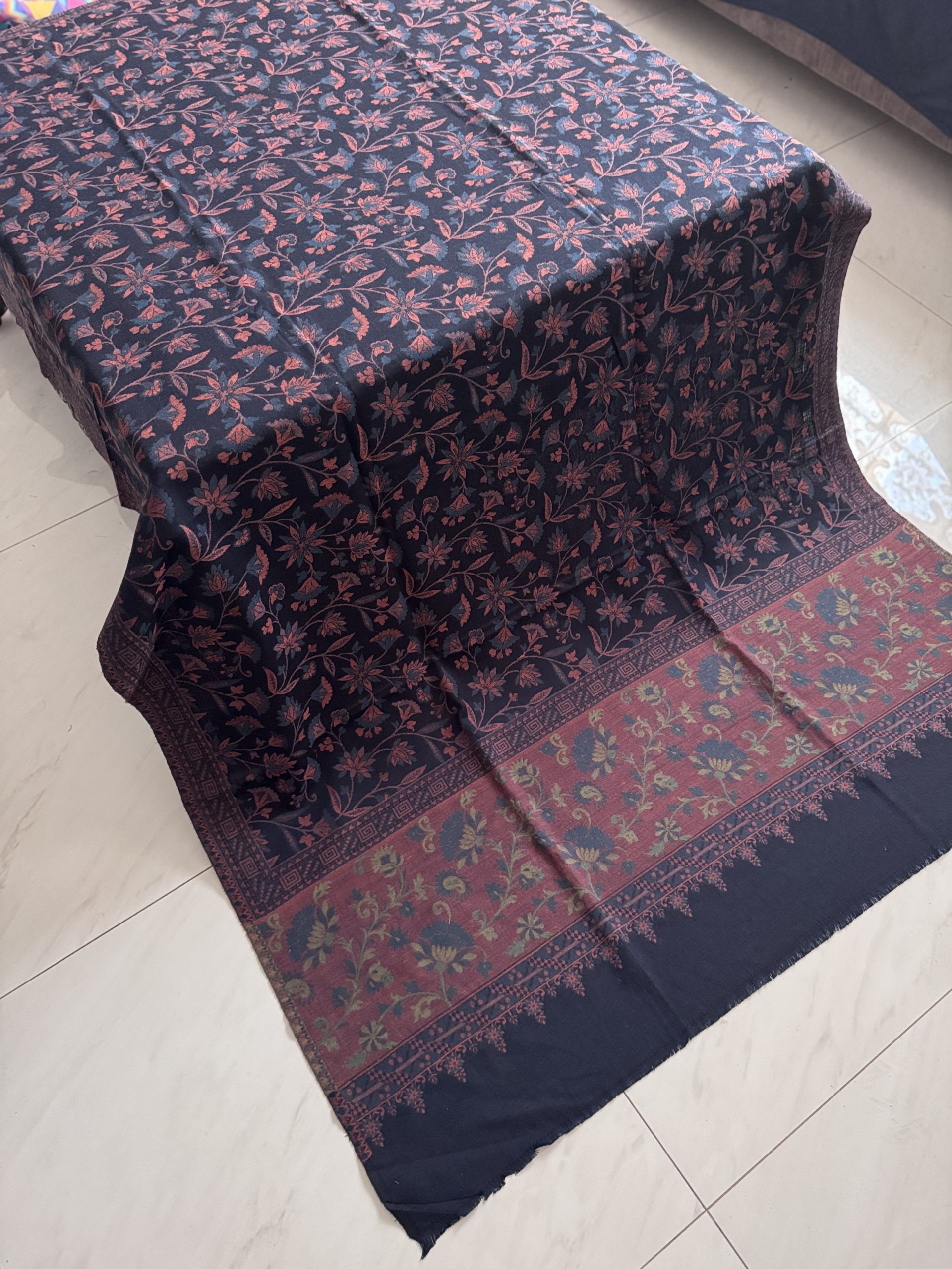 Kani Pashmina Navy Blue Shawl with Contrast Border - Image 2