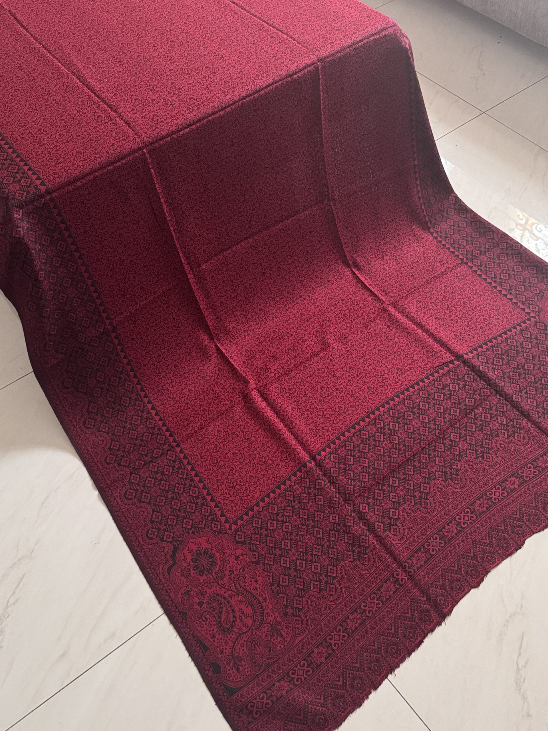 Kani Reversible Pashmina Shawl — Black & Red Colour - Image 6