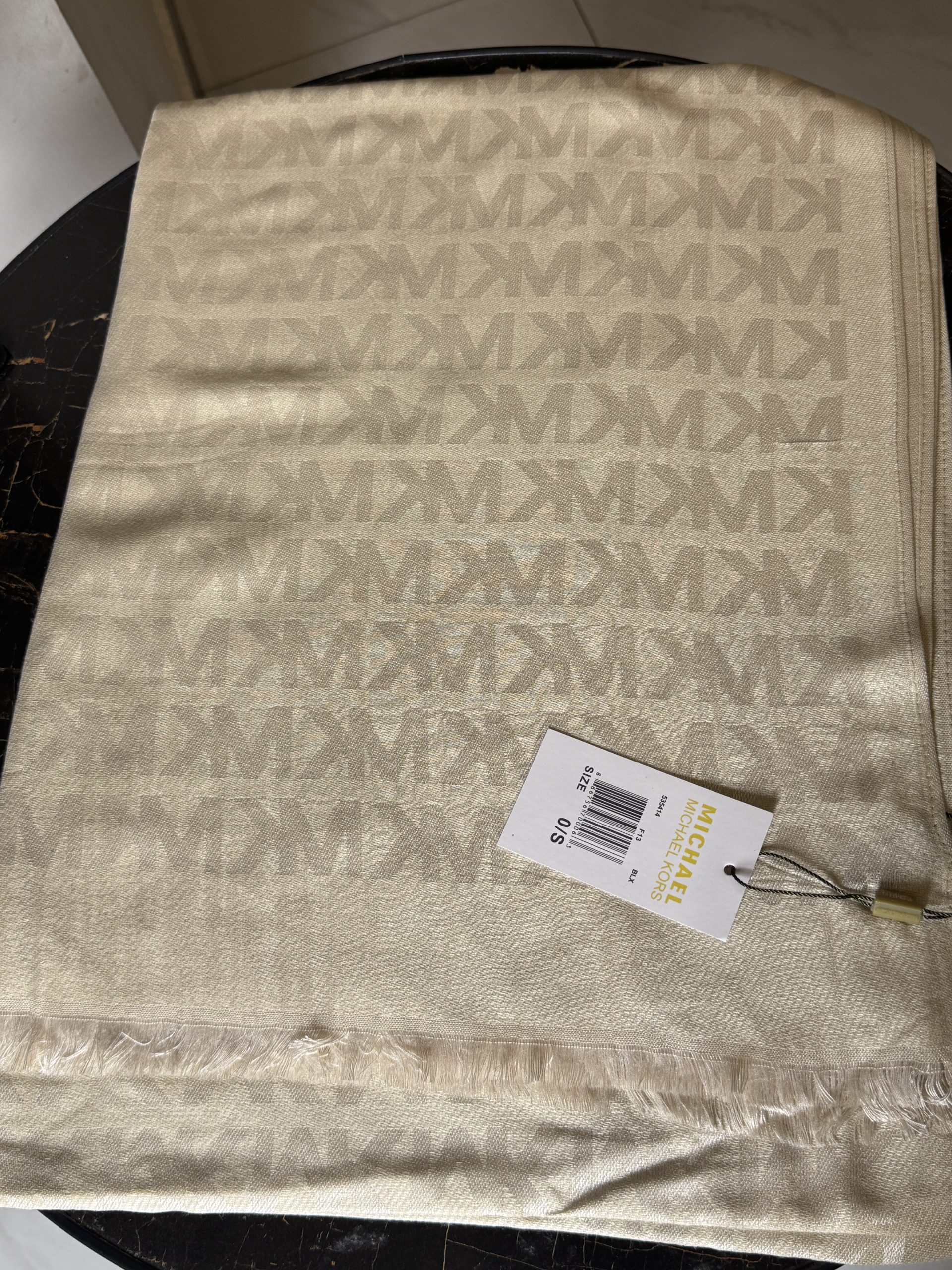 MK Stole-Light Beige