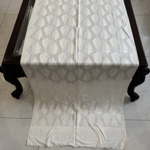 Ivory Pashmina Stole with Leaf Motif Embroidery (28×80 inches)