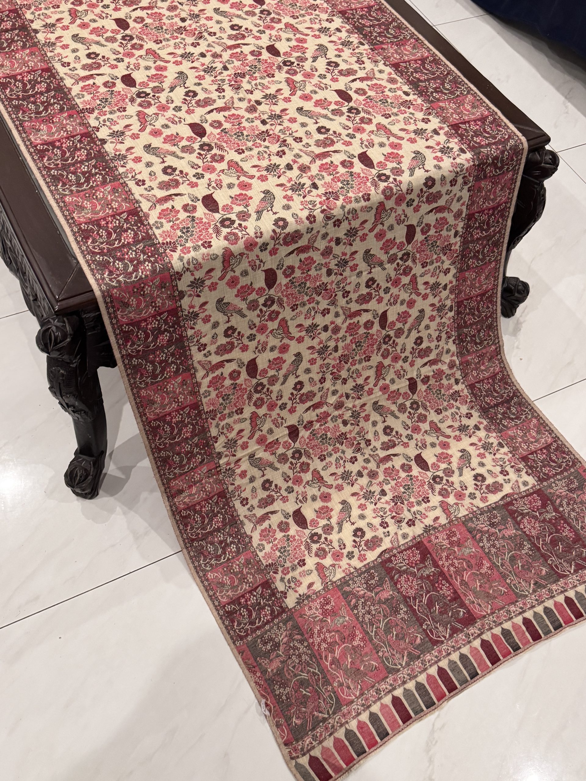 Beige Kani Pashmina Stole with Floral & Bird Motif Weave (28×70 inches) - Image 3